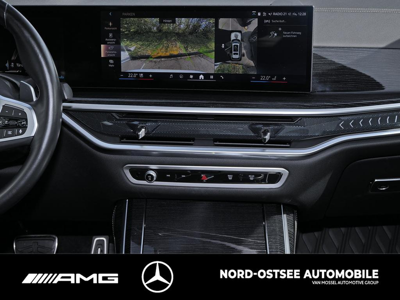 BMW X7 xDRIVE 40 d M SPORT 7-SITZE PANO AHK KAMERA — photo 8