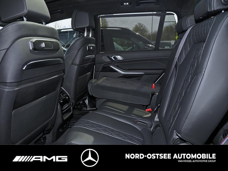 BMW X7 xDRIVE 40 d M SPORT 7-SITZE PANO AHK KAMERA — photo 11