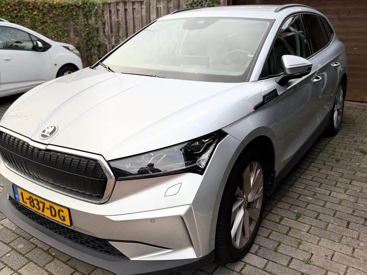 Skoda Enyaq Enyaq First Edtion Zilver - 1