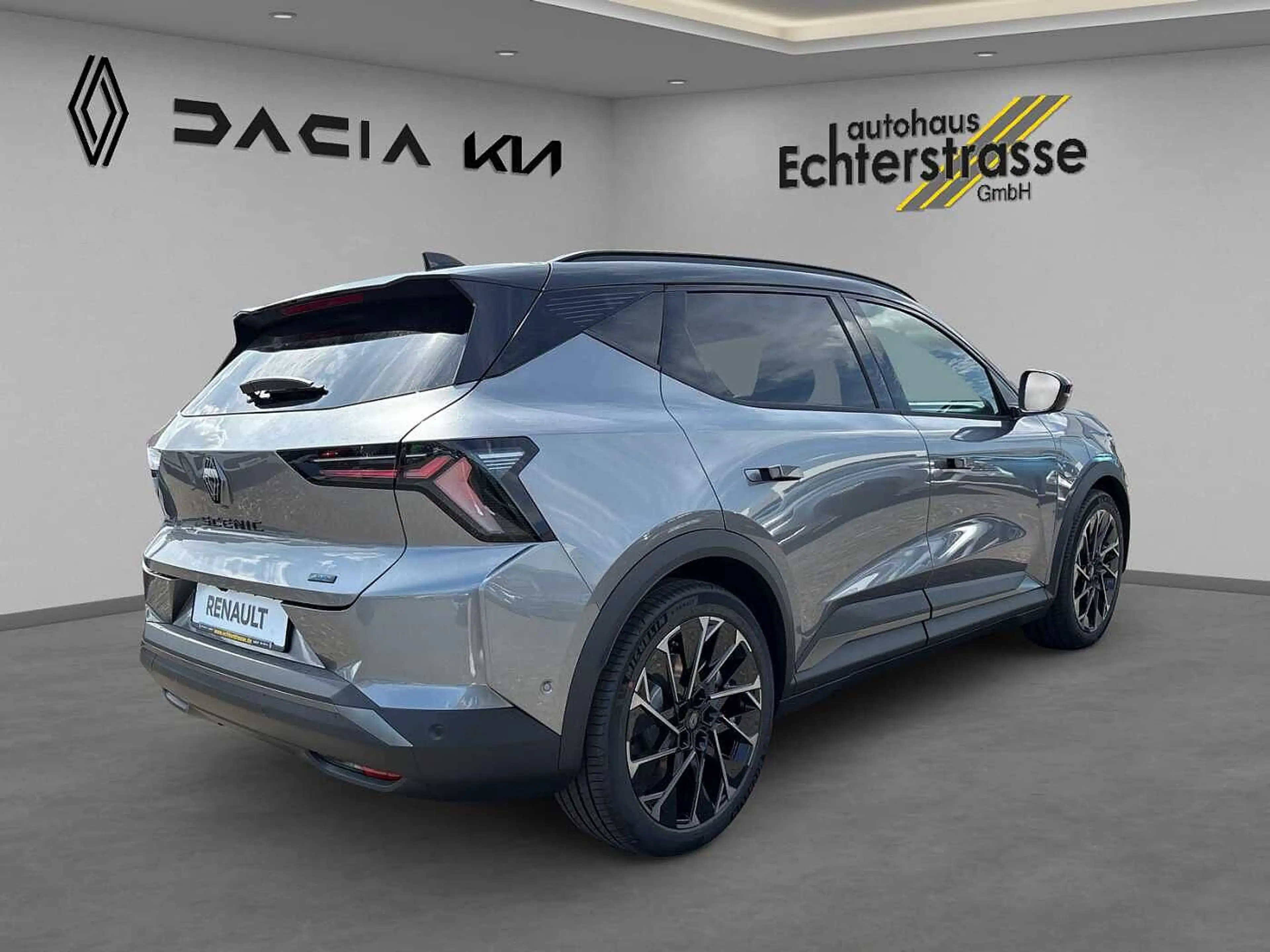 Renault Scenic E-Tech Esprit Alpine 220 — photo 9