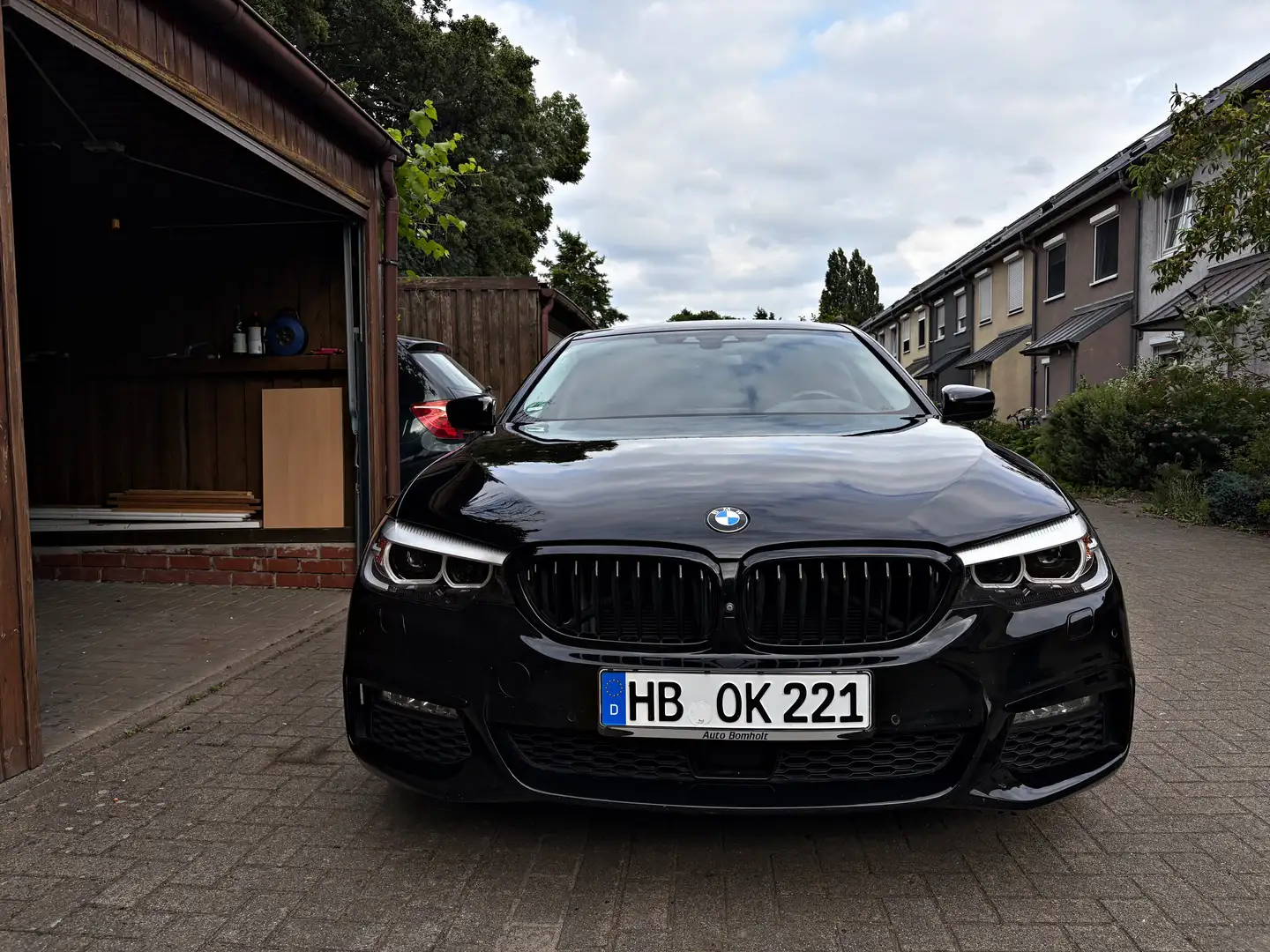 BMW 530 BMW G30 530d xDrive M Paket Garagenfahrzeug Negro - 2