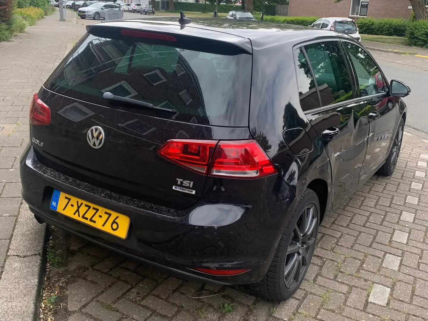 Volkswagen Golf Golf 1.2 TSI Bns Edition Zwart - 1