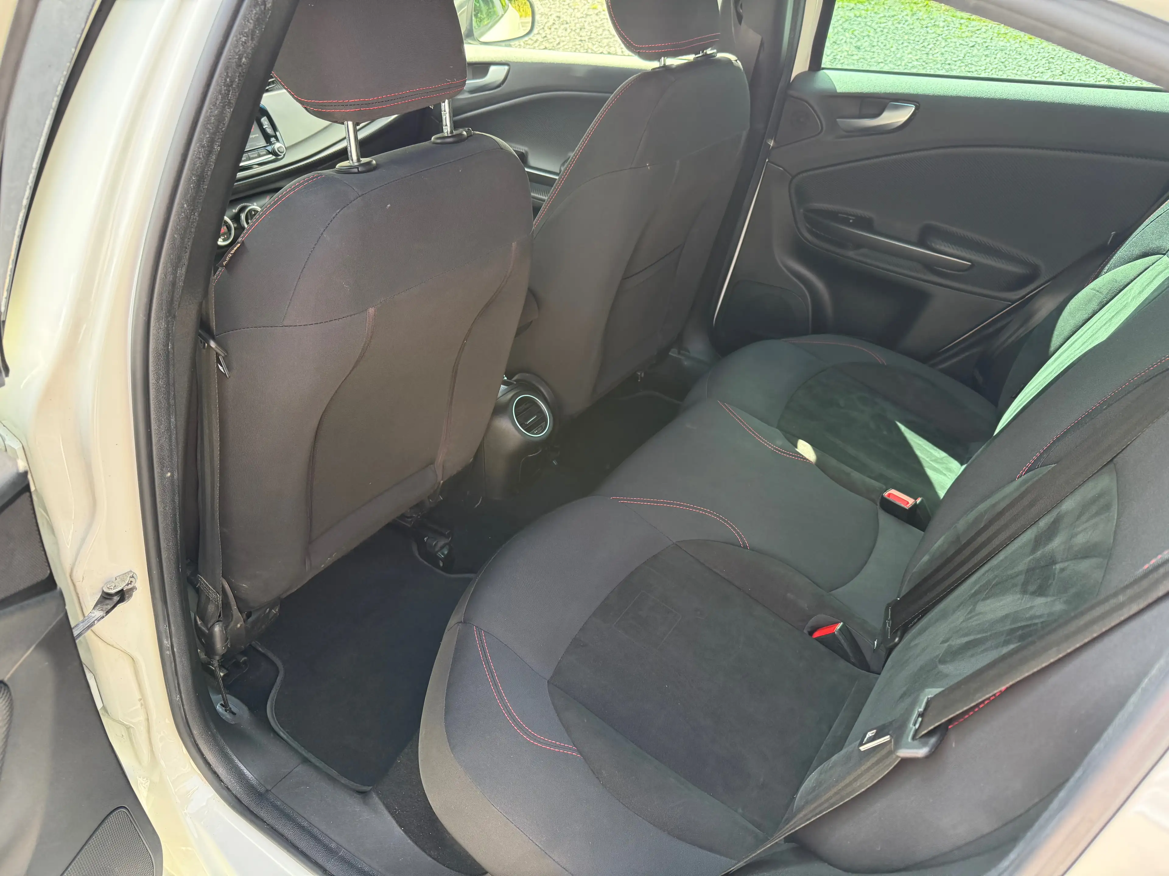 Alfa Romeo Giulietta Giulietta 1.6 JTDm Sprint — photo 7