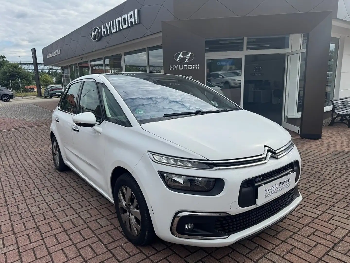 Citroen C4 Picasso /Spacetourer PureTech 130 Stop Selection Bílá - 1