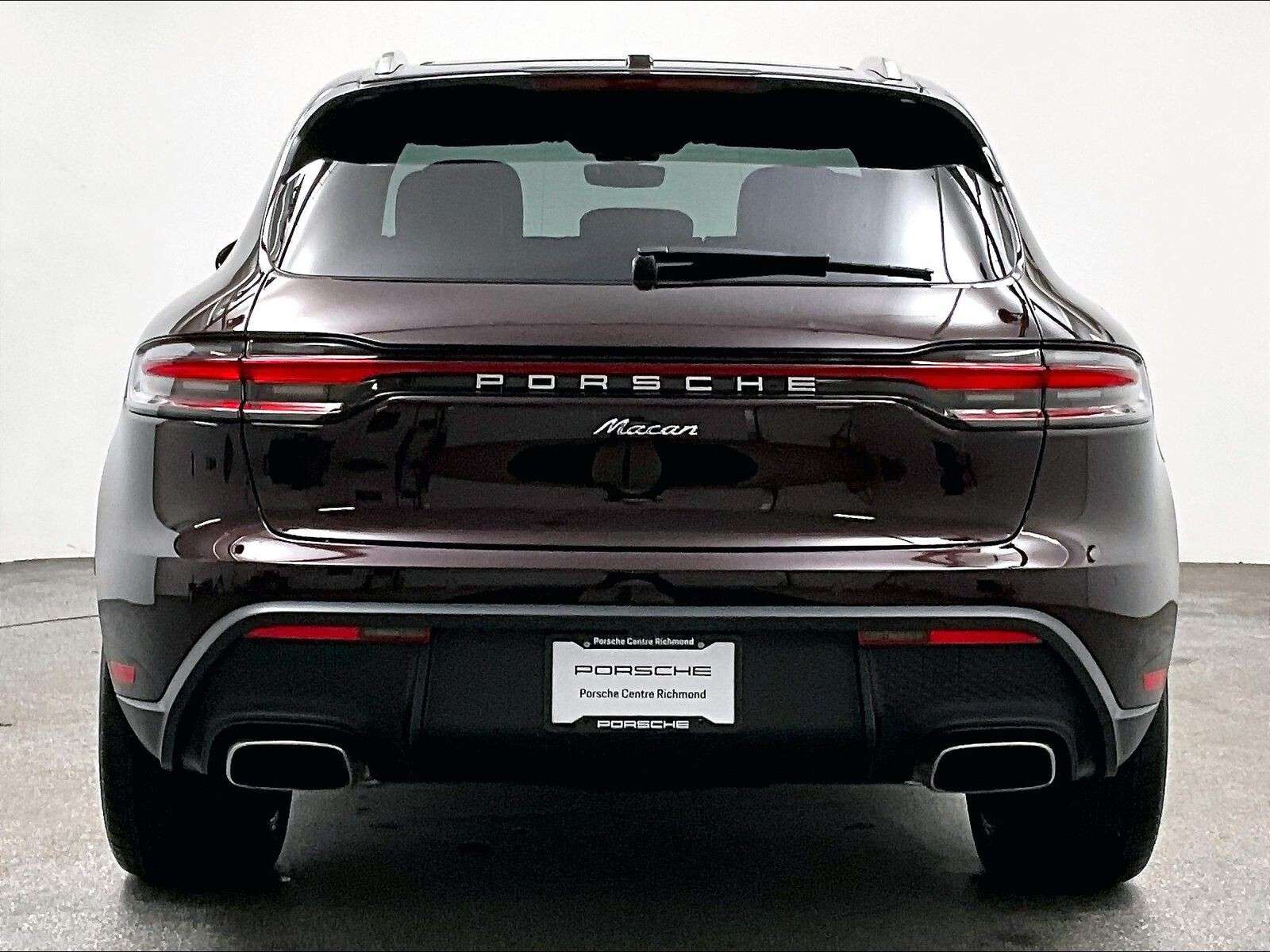 2026 Porsche Macan AWD thumb 6