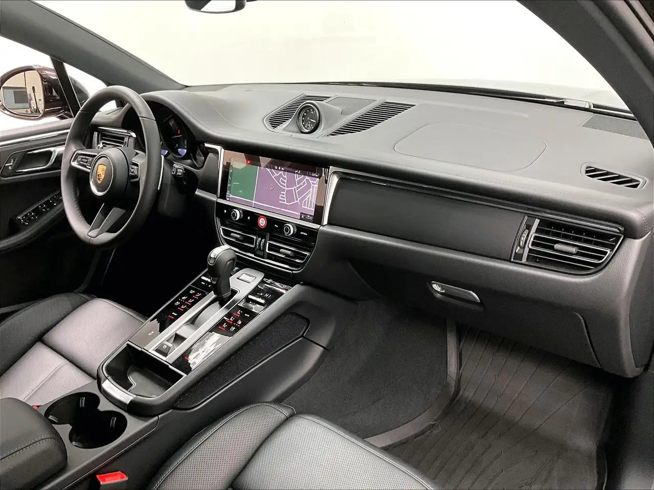 Porsche Macan снимка Porsche Macan