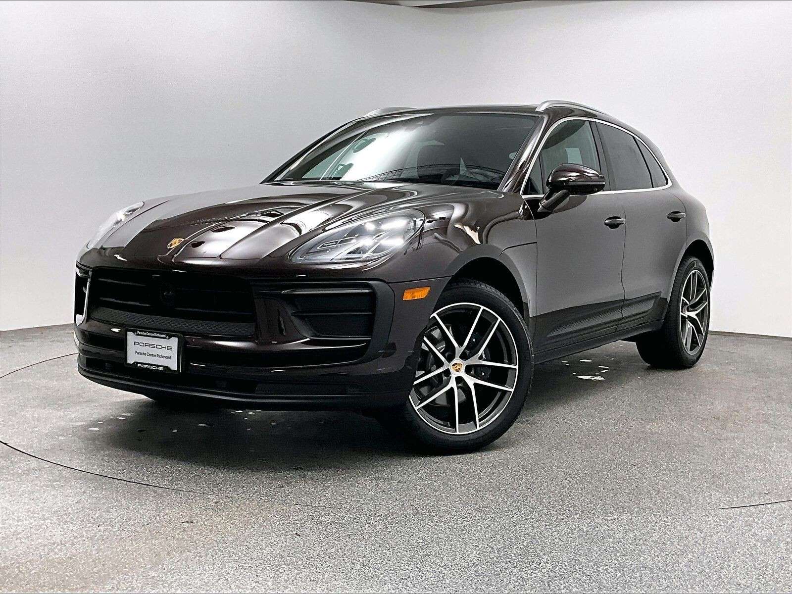 2026 Porsche Macan AWD thumb 38