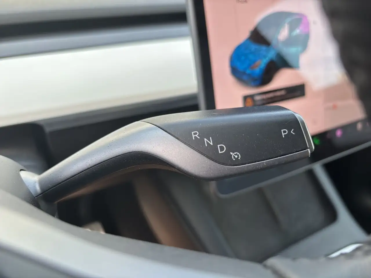 Tesla Model Y снимка Tesla Model Y