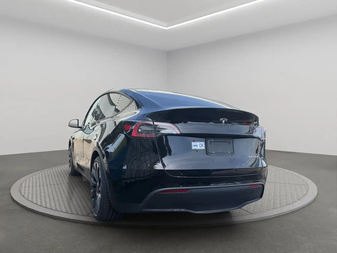 Tesla Model Y снимка Tesla Model Y