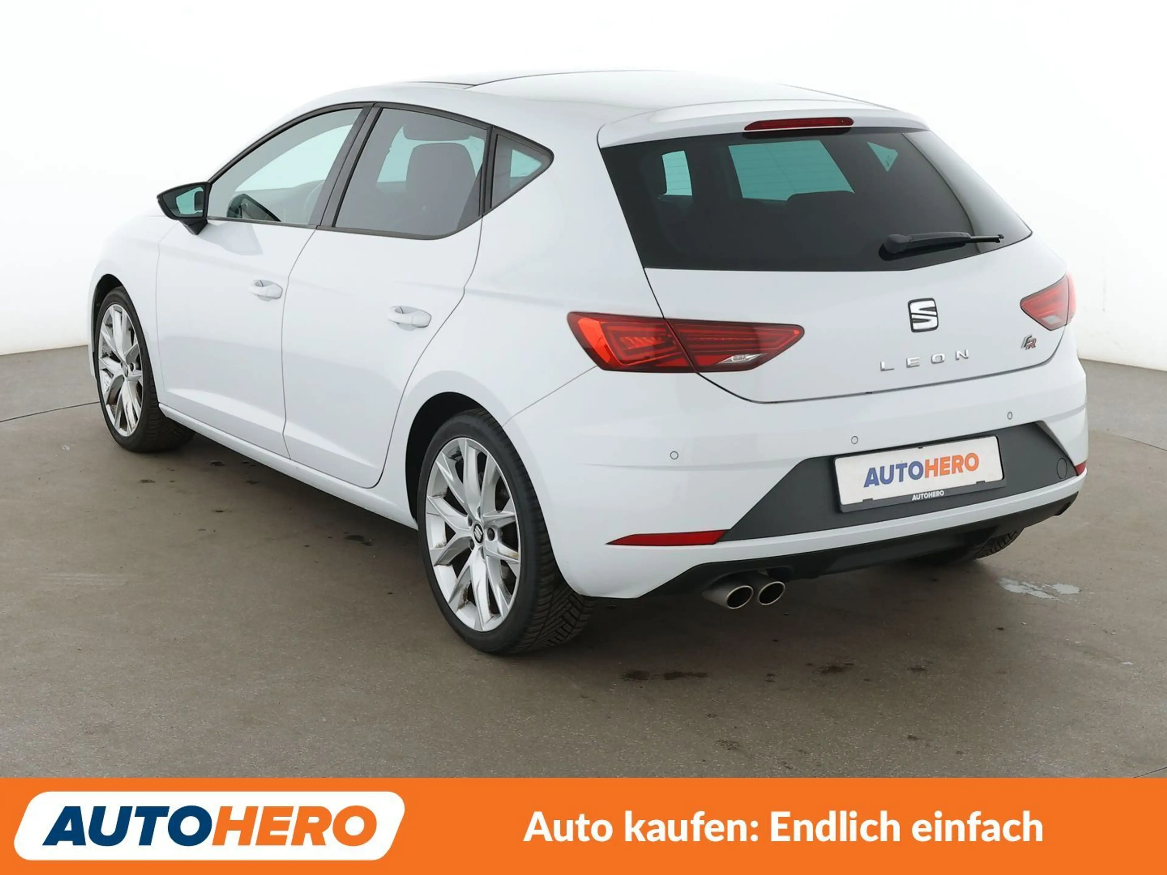 SEAT Leon 1.5 TSI ACT FR*NAVI*LED*ACC*PDC*SHZ*KLIMA* — photo 4