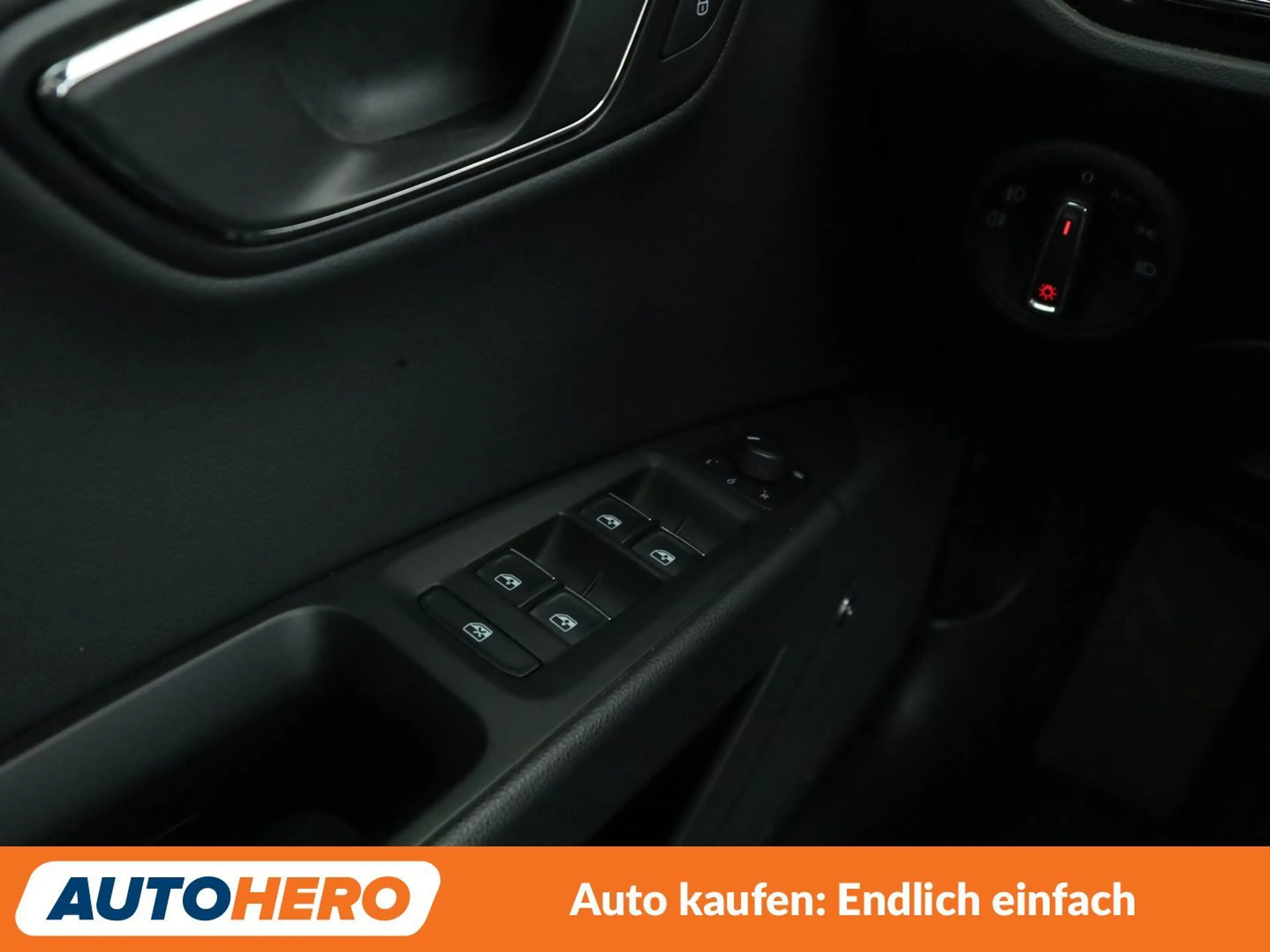SEAT Leon 1.5 TSI ACT FR*NAVI*LED*ACC*PDC*SHZ*KLIMA* — photo 28