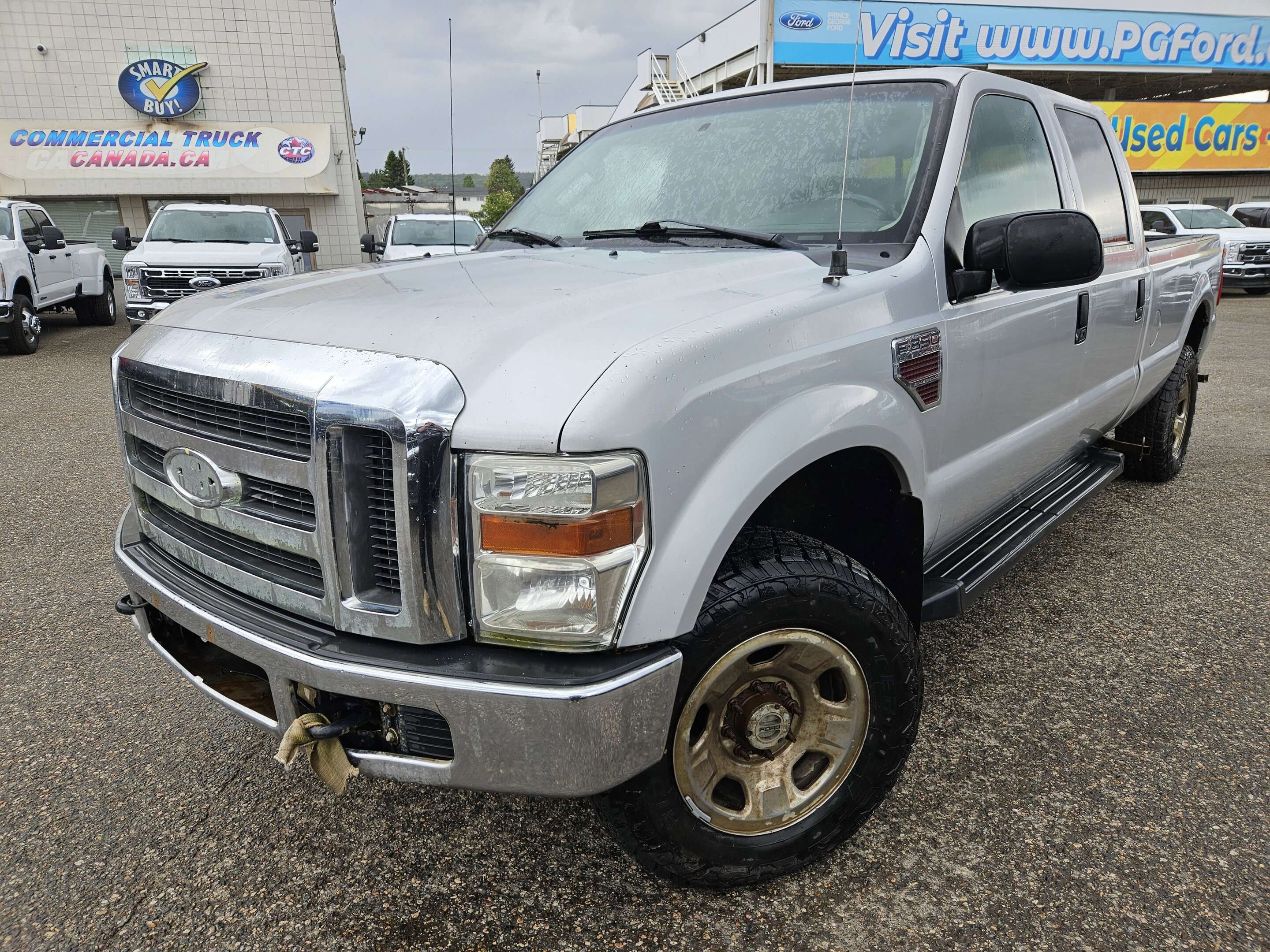 Gray 2008 Ford F-350 Super Duty Pickup Truck Four-Wheel Drive 6-Speed Manual