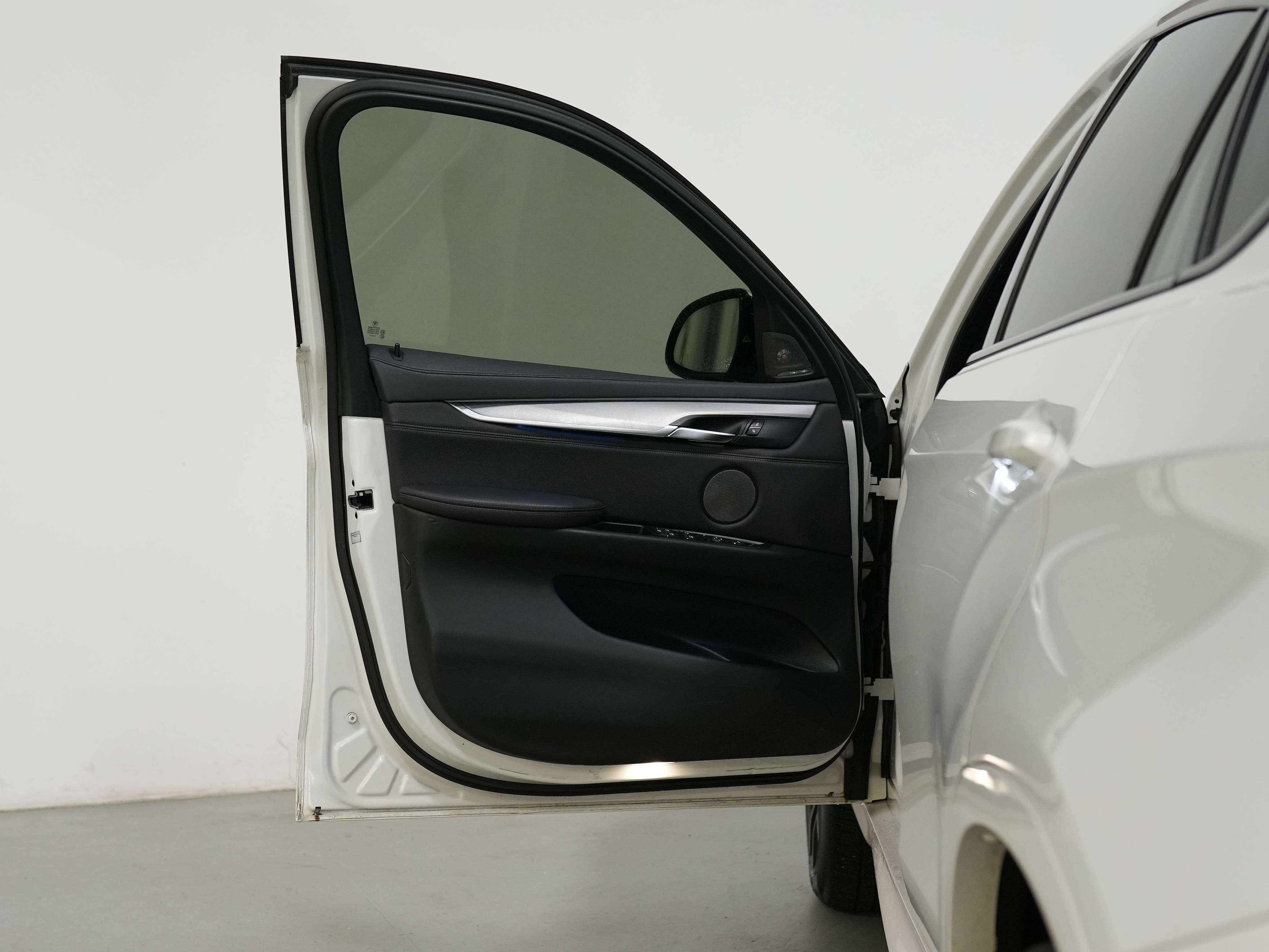 used 2019 BMW X6 car, priced at $34,900