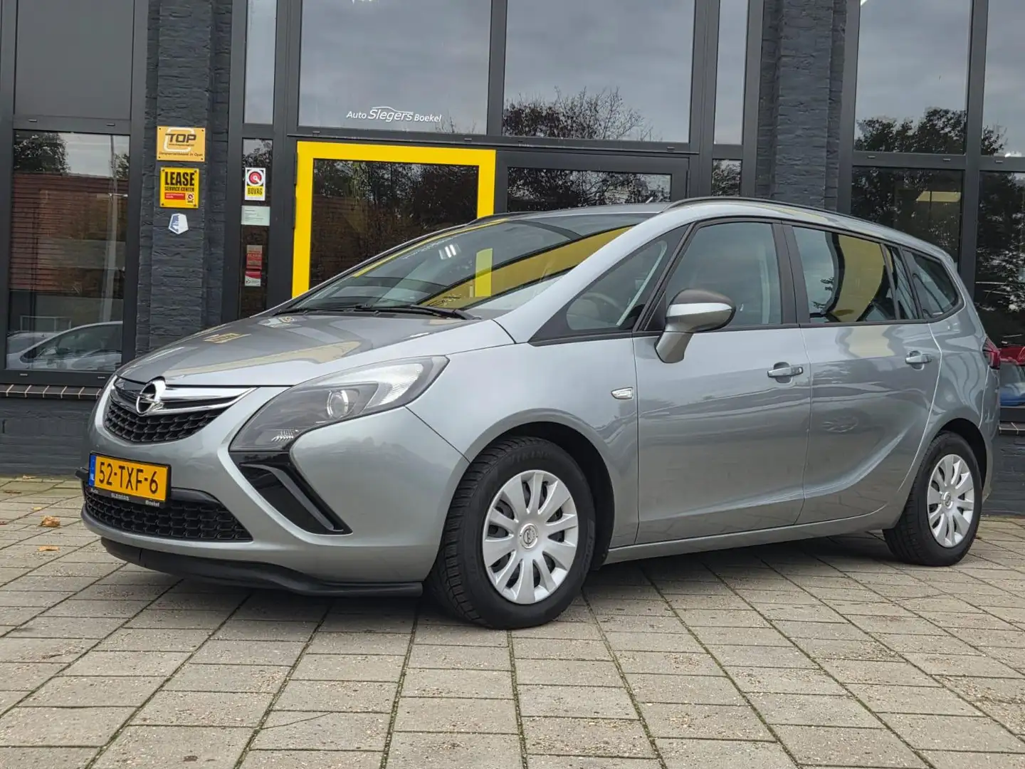 Opel Zafira Tourer 1.4 Business Edition Trekhaak | Navi | Park sens. Grijs - 1
