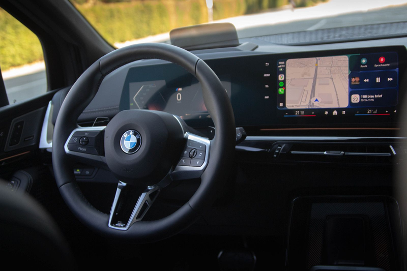 BMW 218 *PANO*HUD*360°*eSitze*U-FREI! — photo 14