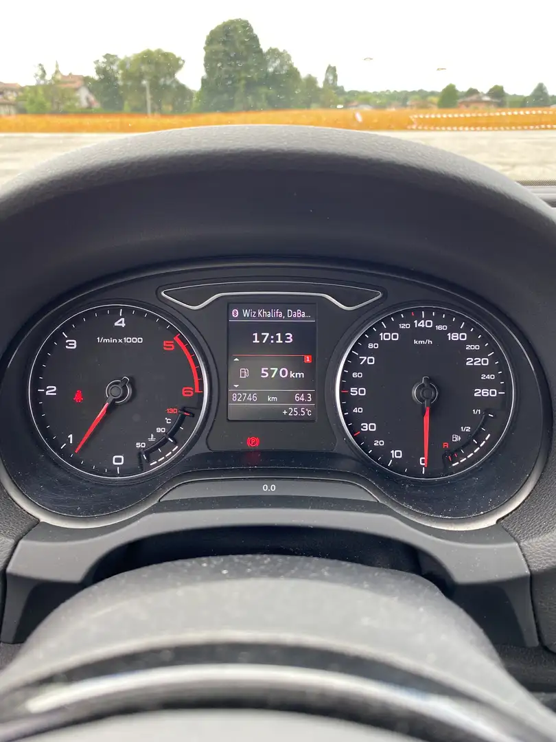 Audi A3 Sportback 2.0 tdi Ambient - 2