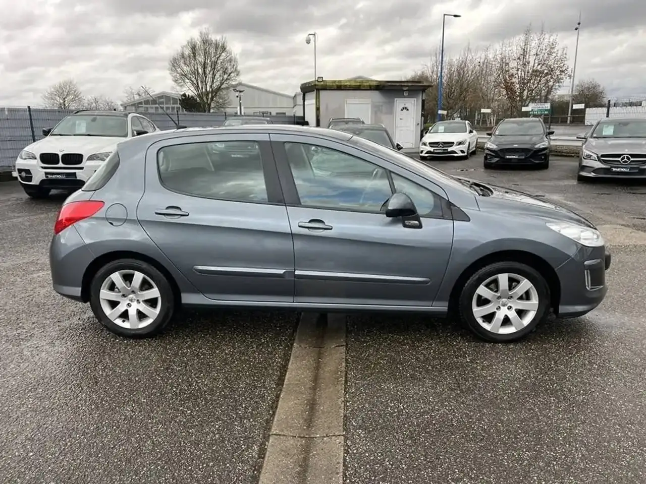 Peugeot 308 1.6 HDi 112ch FAP BVMP6 BLUE LION Premiu