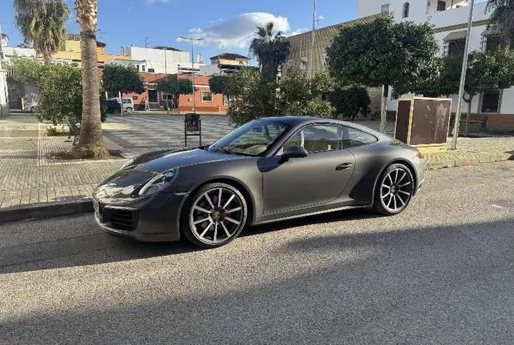 Porsche Carrera 2016