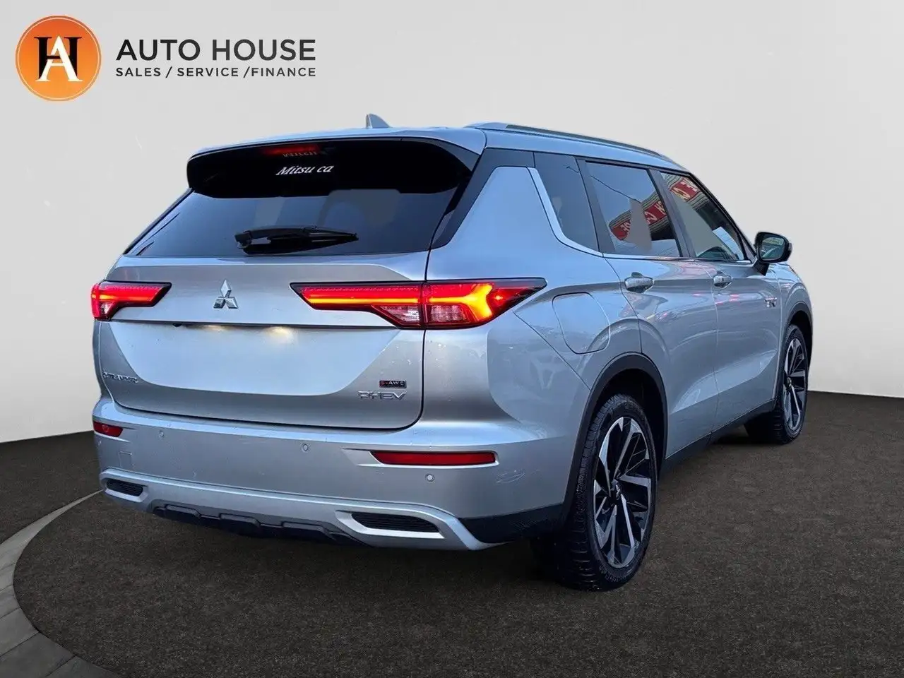 Mitsubishi Outlander снимка Mitsubishi Outlander
