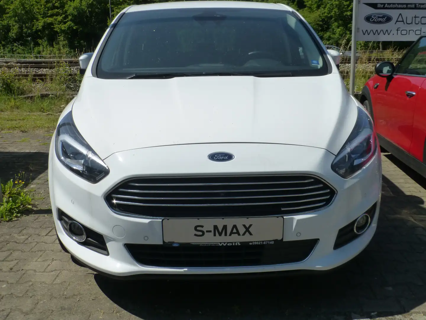 Ford S-Max Titanium_7Sitze_ Weiß - 2