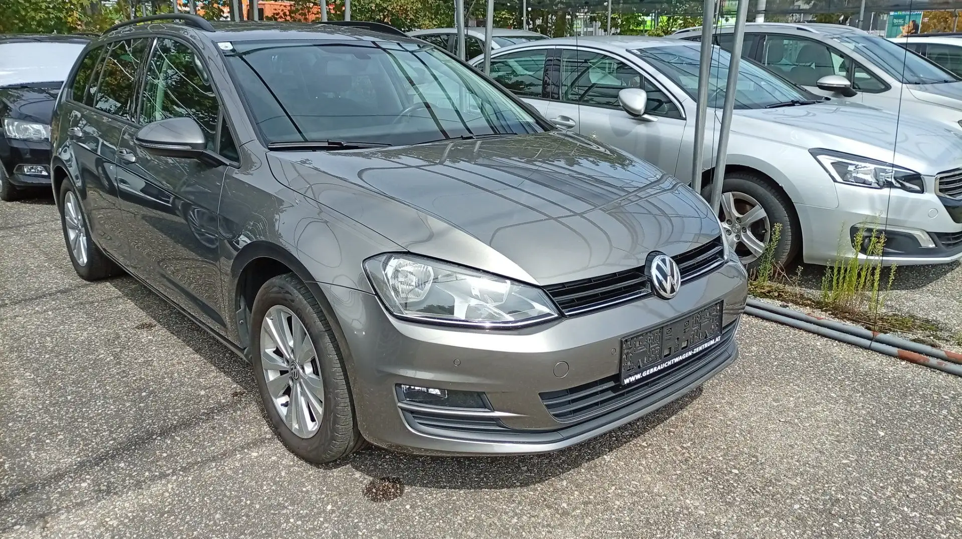 Volkswagen Golf Variant Golf VII 1.6 TDI BlueMotion Tech. Rabbit Grau - 2