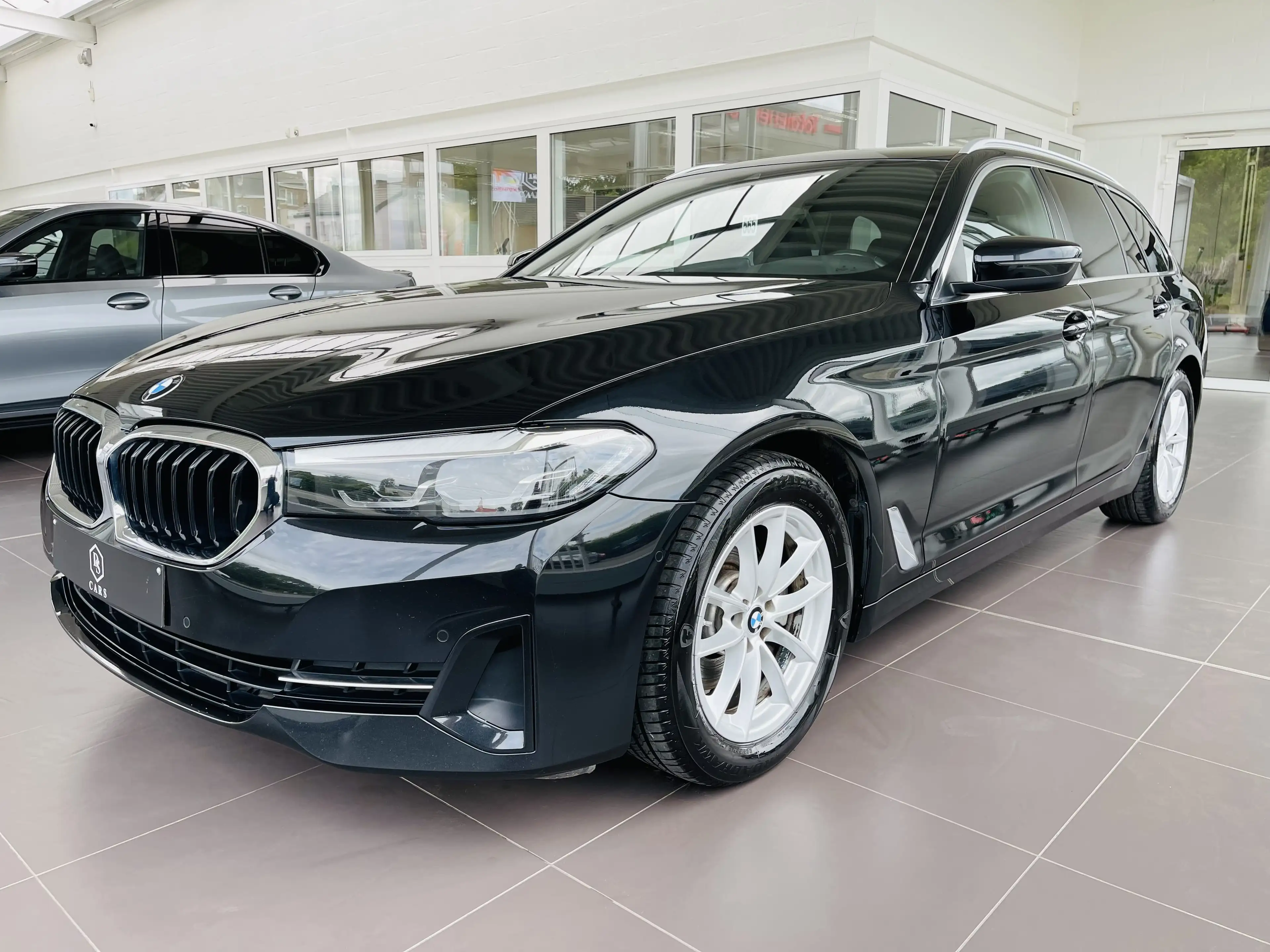 BMW 518 dA MHEV *** GARANTIE + NEW LIFT + COCKPIT + LED + GPS PRO + CUIR ***