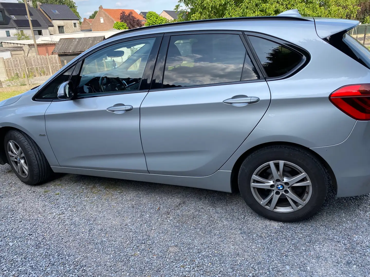 BMW 216 216d Active Tourer Aut. Sport Line Zilver - 1