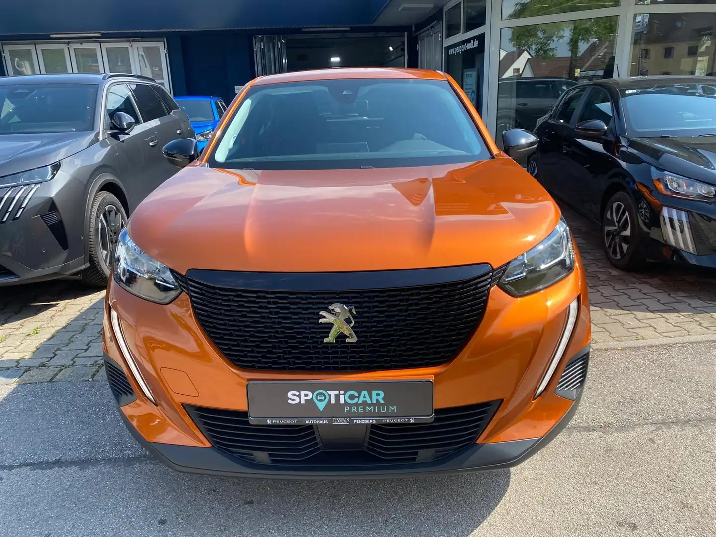 Peugeot 2008 Active BlueHDi 110 Orange - 2
