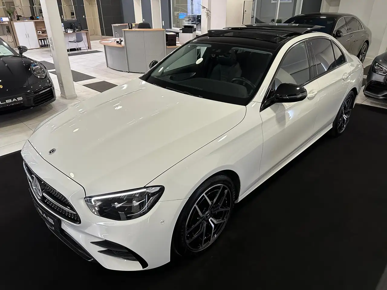 Mercedes-Benz E 220