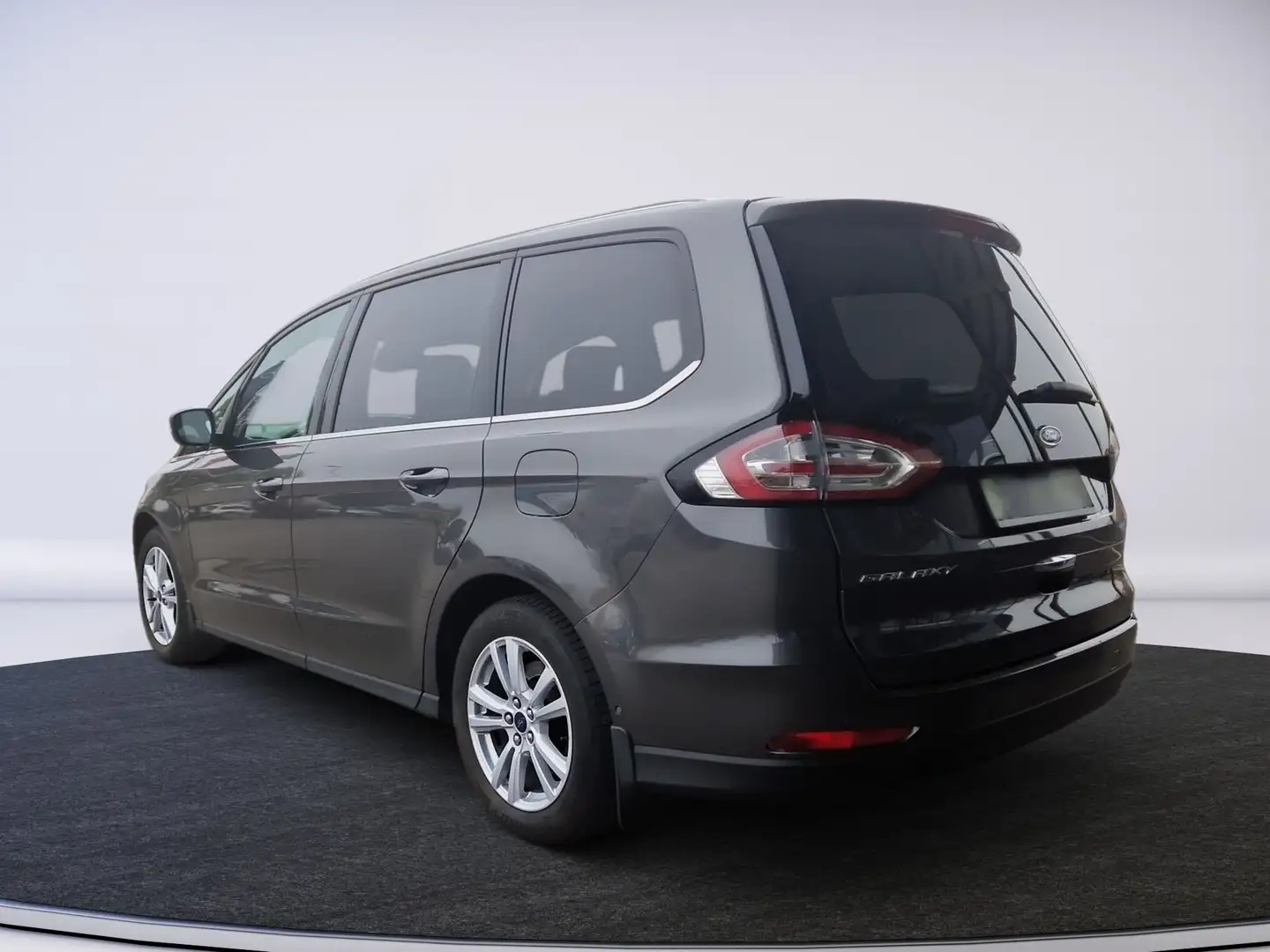 Ford Galaxy 2.0 EcoBlue SCR Titanium 7-Sitzer Gris - 2