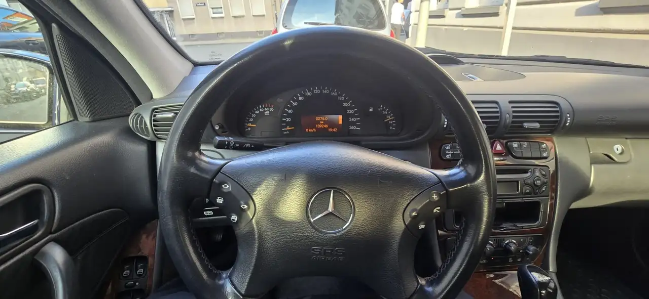 Mercedes-Benz C 240 Elegance, foto 3