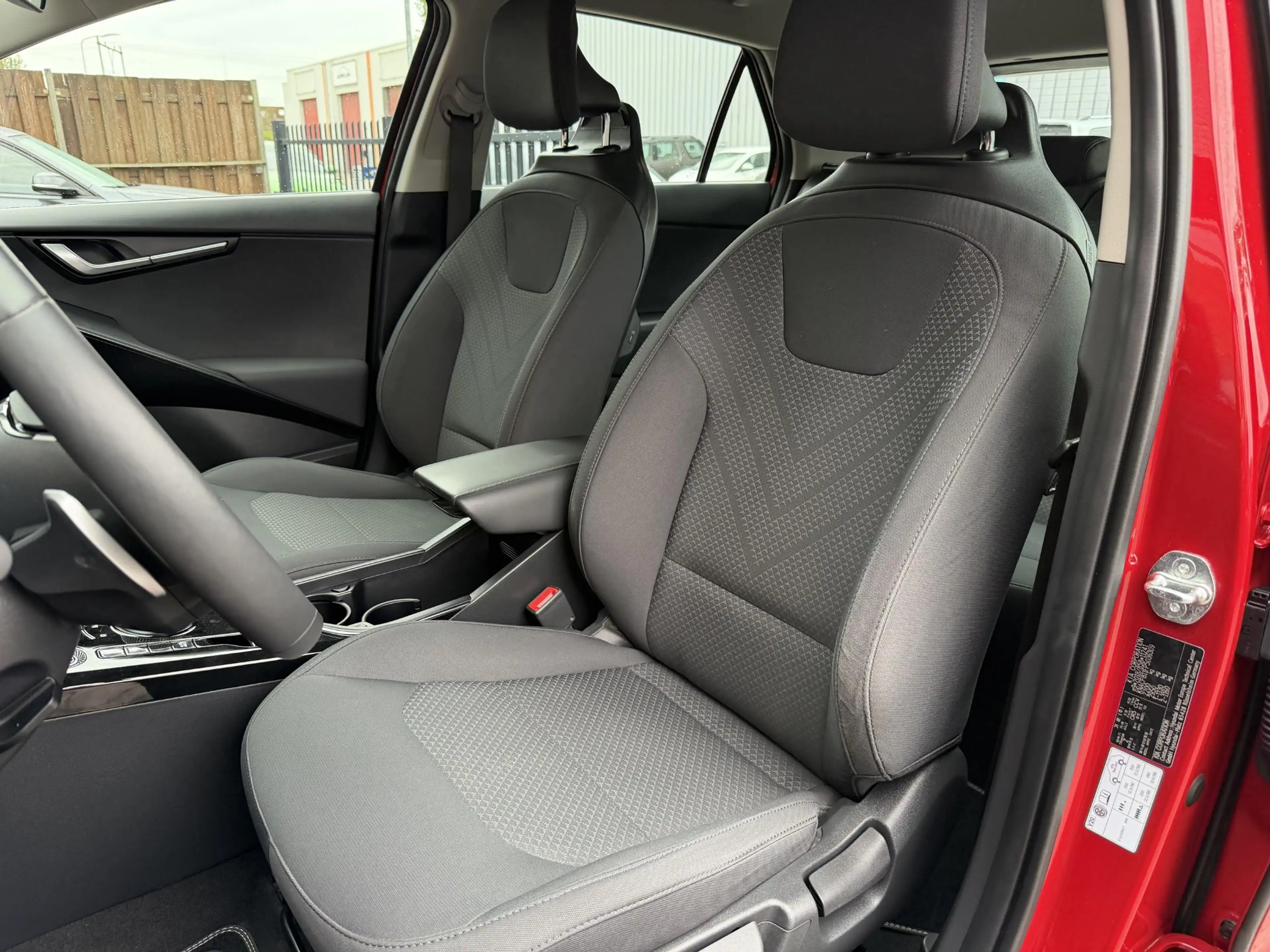 Kia e-Niro EV ComfortLine 64.8 kWh — photo 7