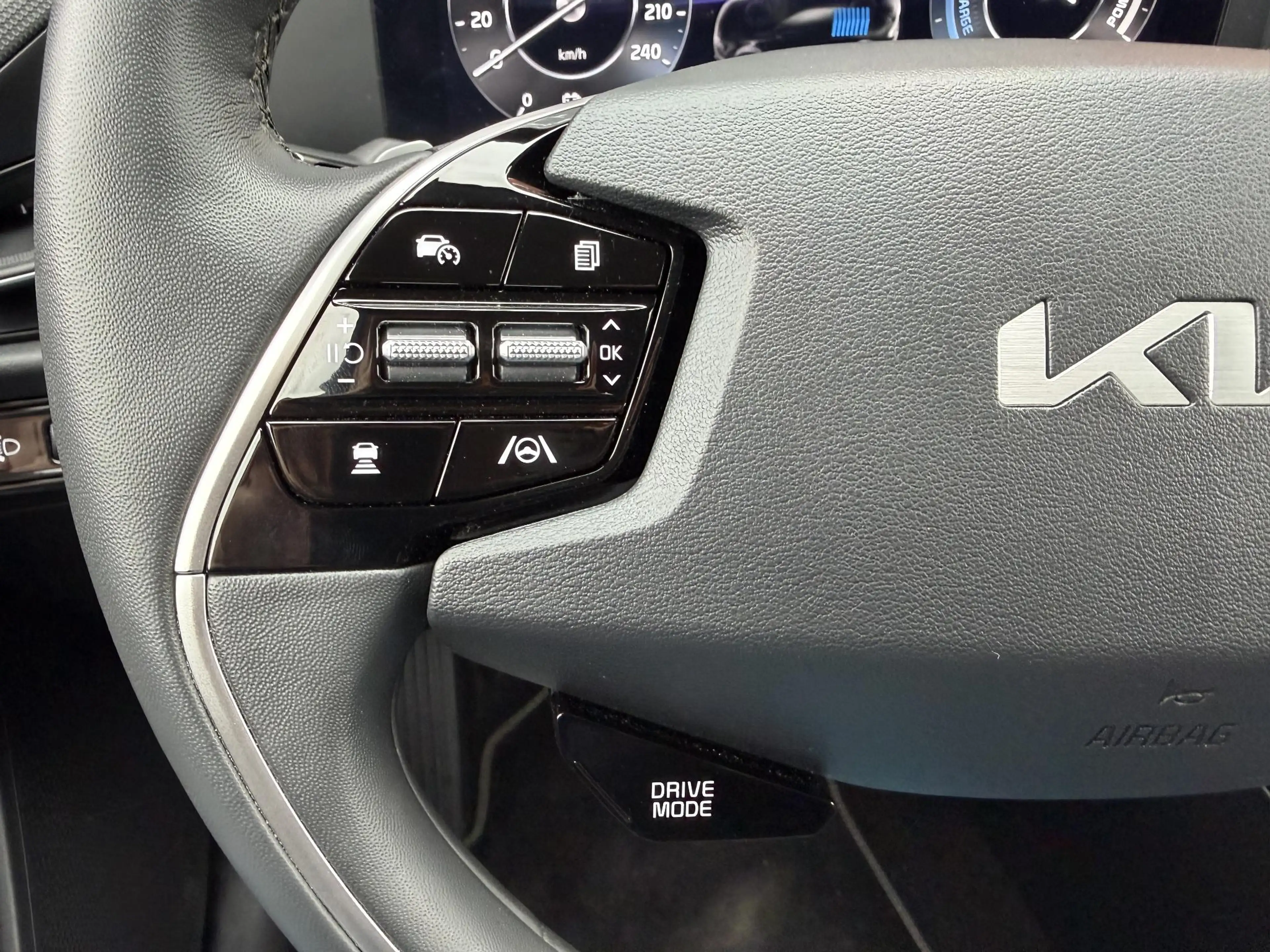 Kia e-Niro EV ComfortLine 64.8 kWh — photo 13