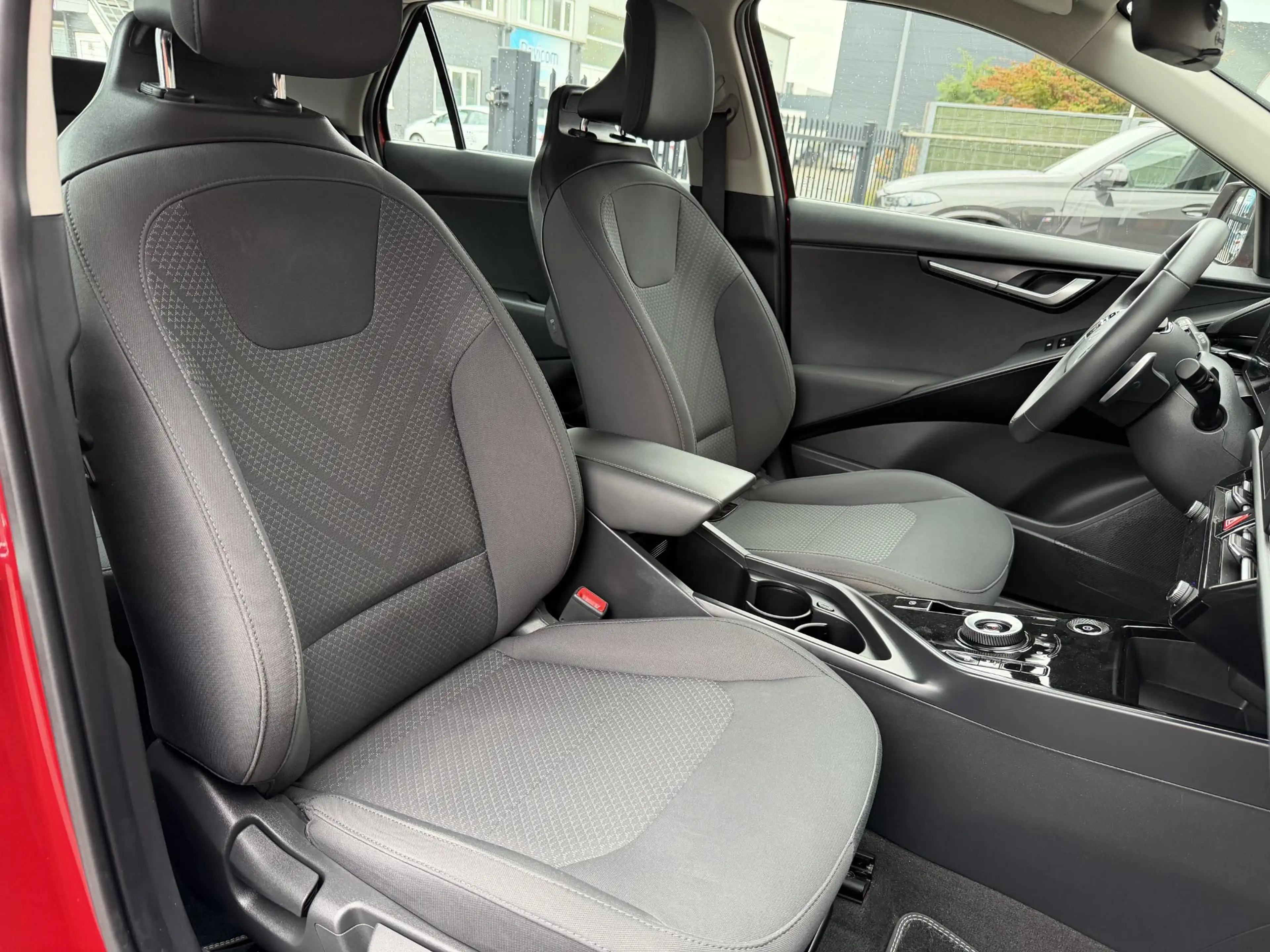 Kia e-Niro EV ComfortLine 64.8 kWh — photo 11