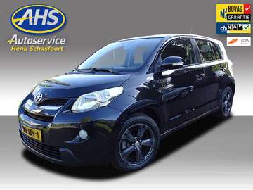 1.3 VVT-i Dynamic 64000KM !!!