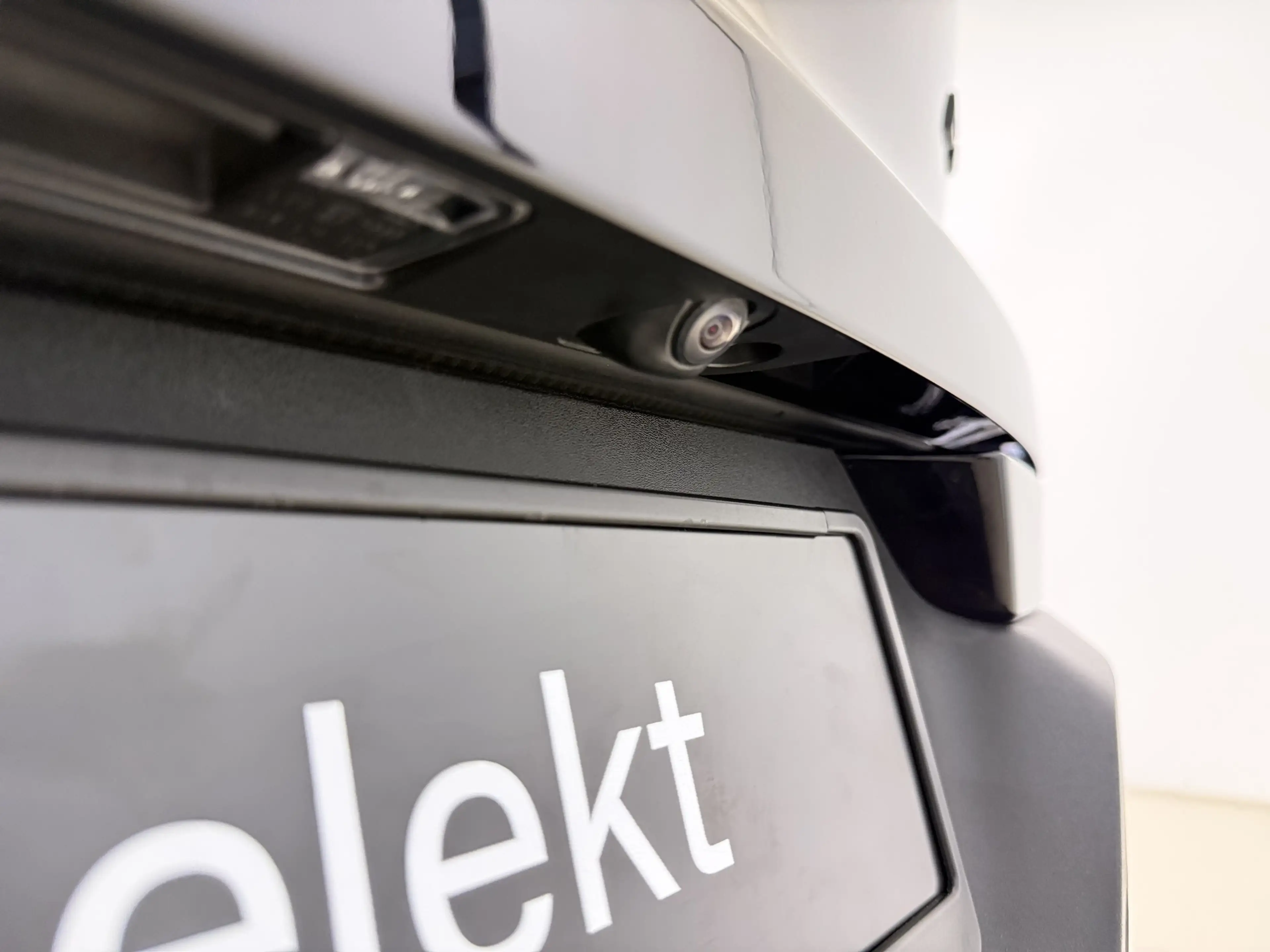 Volvo XC40 B3 177pk Plus Black Edition / Harman Kardon audio — photo 6