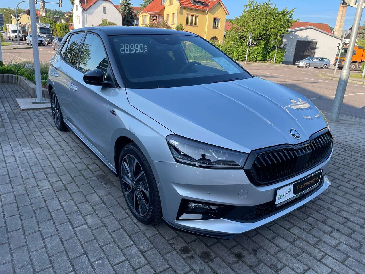 Skoda Fabia 2024 — Monte Carlo * DSG * Pano * 5 Jahre Garantie *