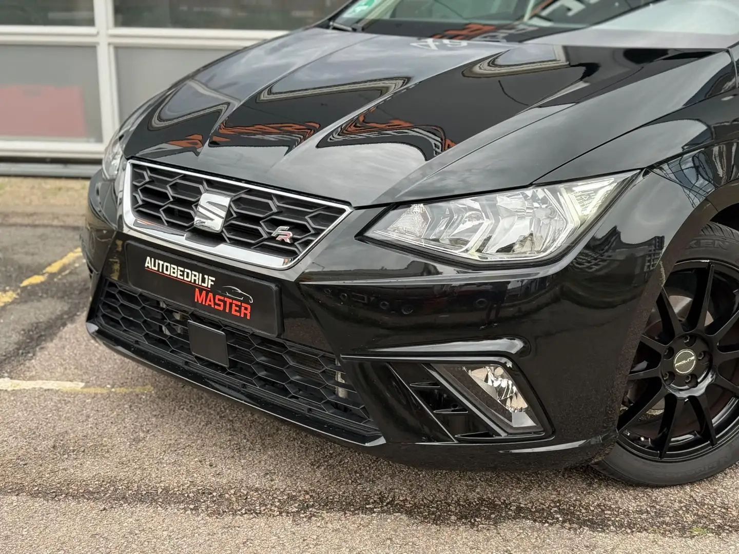 SEAT Ibiza 1.0 TSI FR | Climate | Navi | ACC | Airco Zwart - 2