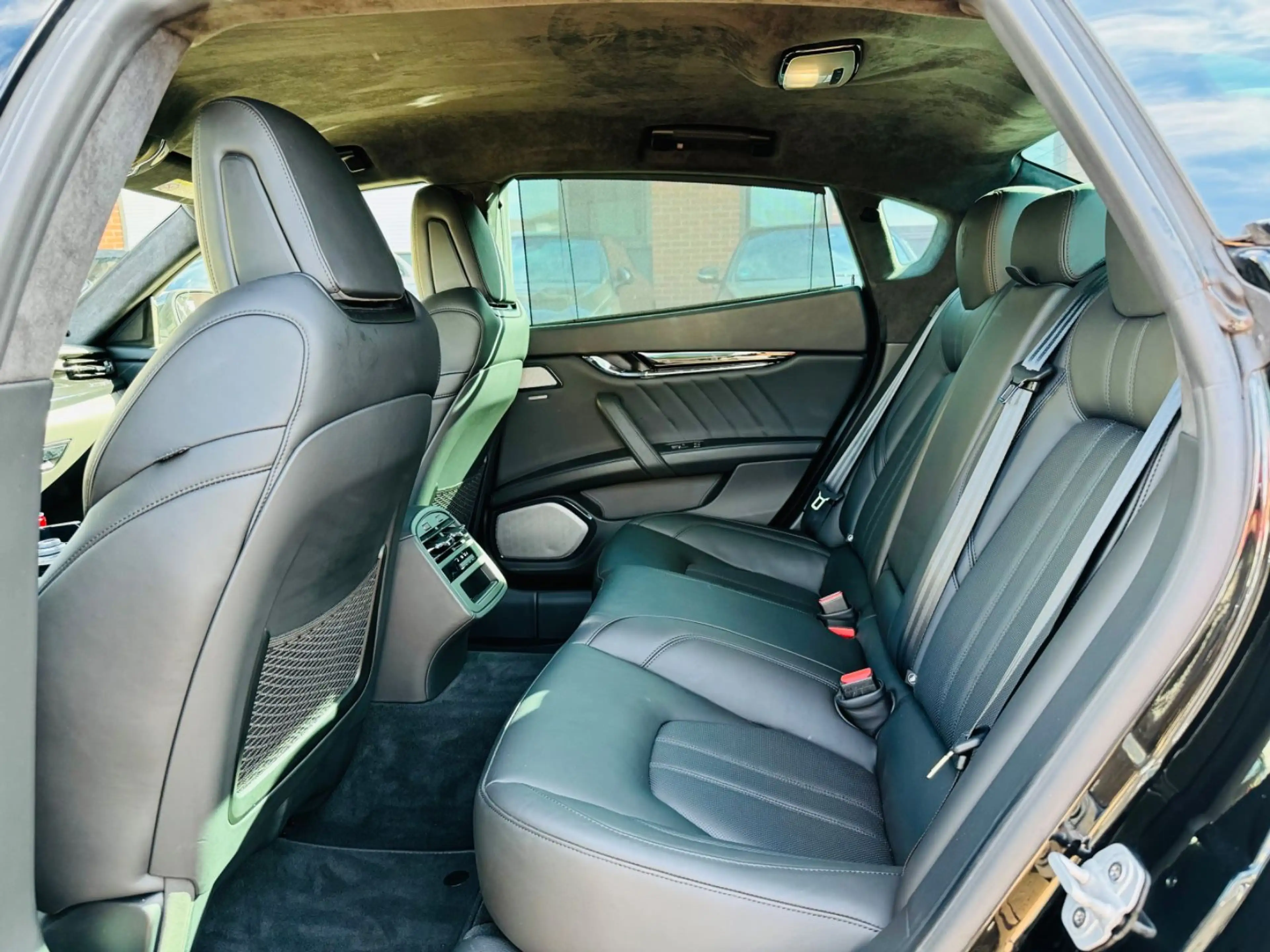 Maserati Quattroporte S Q4 NAPPA LEDER+B&W+SOFT CLOSE+ACC — photo 11