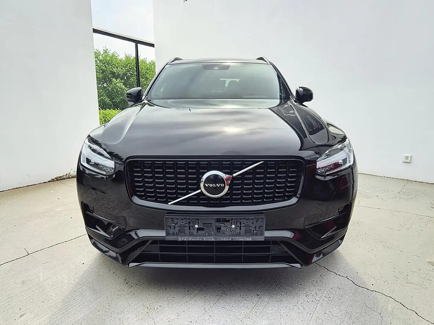 Volvo XC90 B5 AWD R-Design Mild-Hybrid 7 Sitzer Schwarz - 2