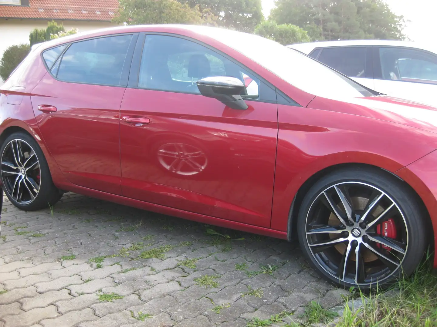 SEAT Leon Cupra 300 Rot - 2