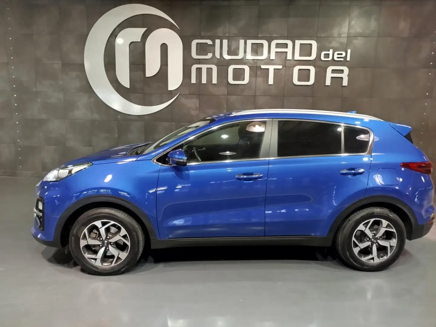 Kia Sportage 1.6 CRDi Business 4x2 115 Azul - 1