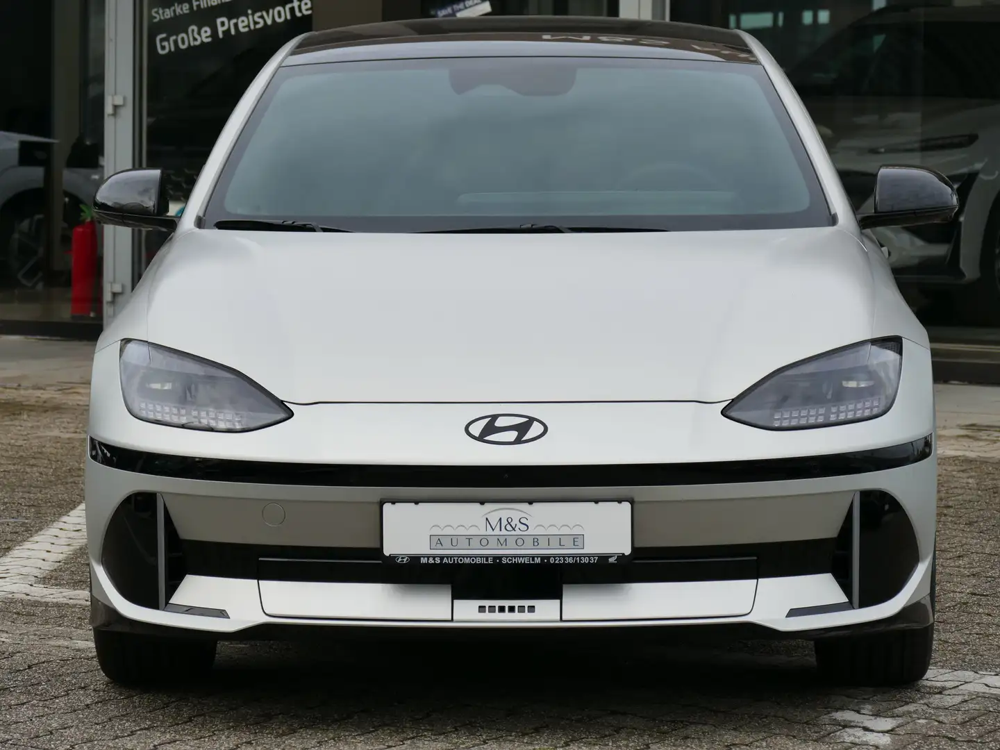 Hyundai IONIQ 6 77,4 kWh 4WD First Edition POWERLEASING 395 €/M Grau - 2