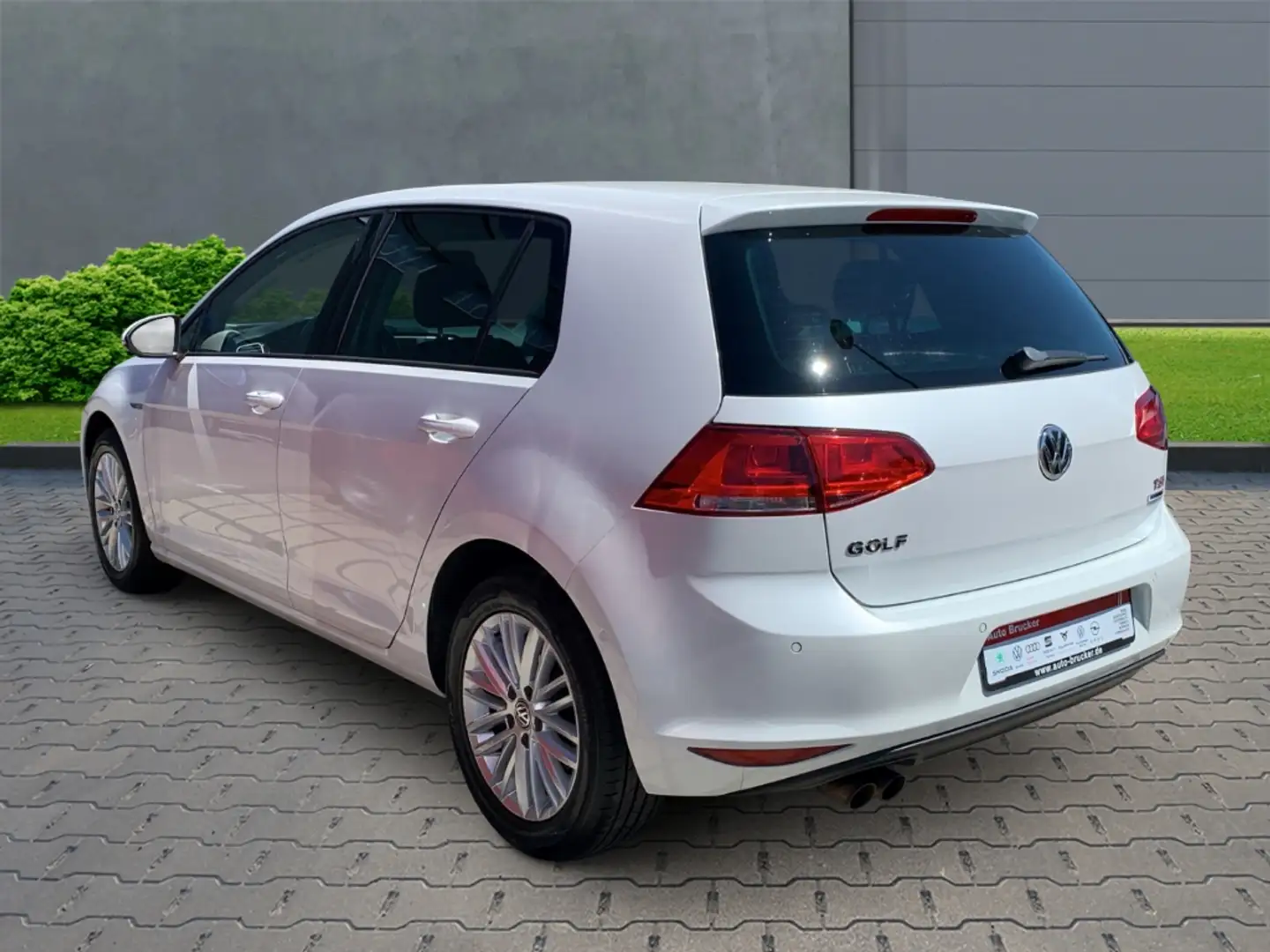 Volkswagen Golf VII Cup 1.4 TSI+Alufelgen+Klimaautomatik+Sitzheizu Wit - 2