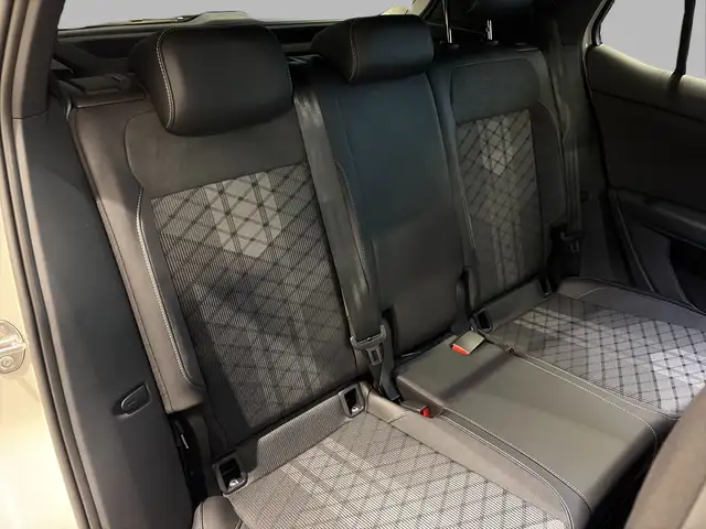 Volkswagen T-Cross view 14