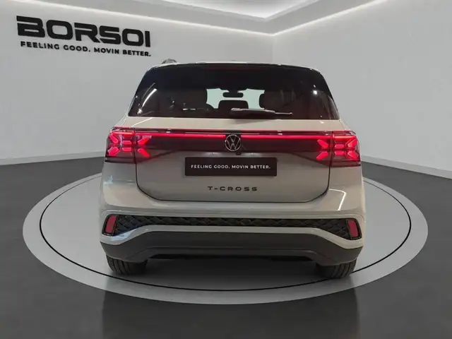 Volkswagen T-Cross view 4