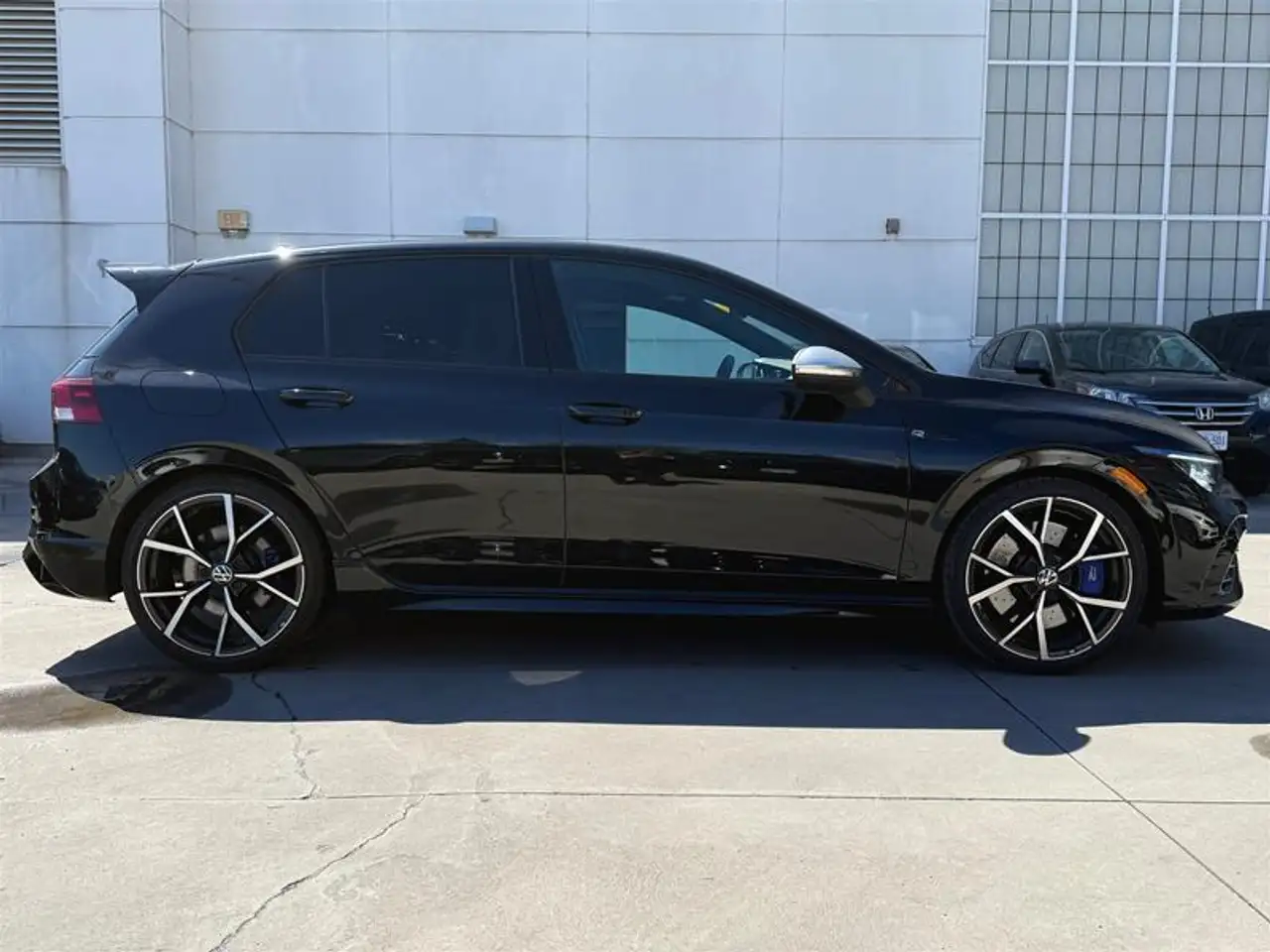 Volkswagen Golf R снимка Volkswagen Golf R