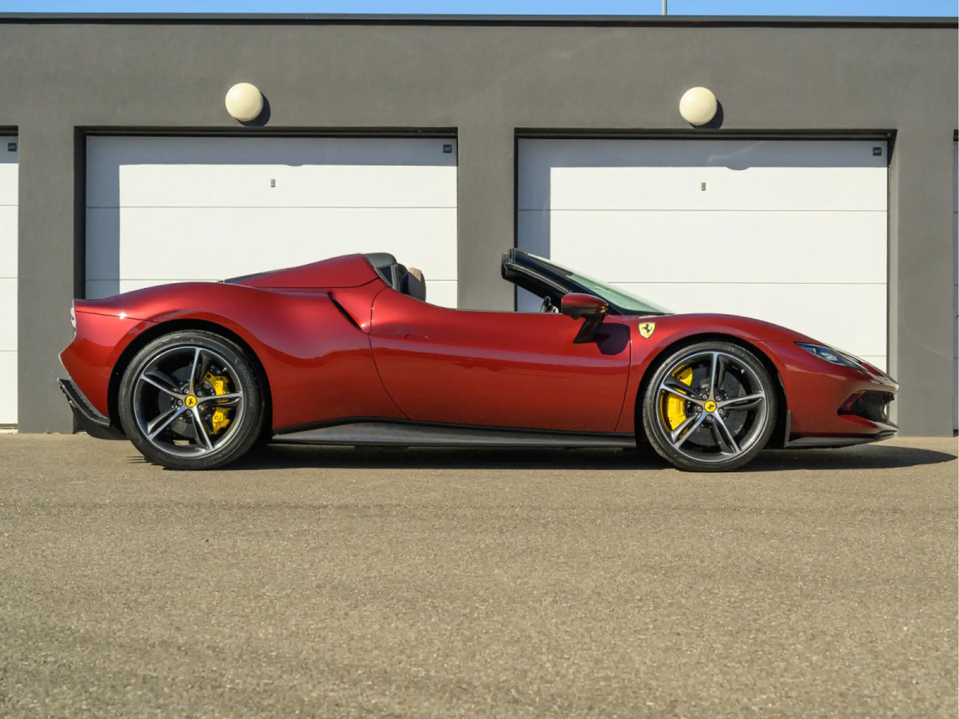 페라리 296 GTS 2024 빨강 사진 6