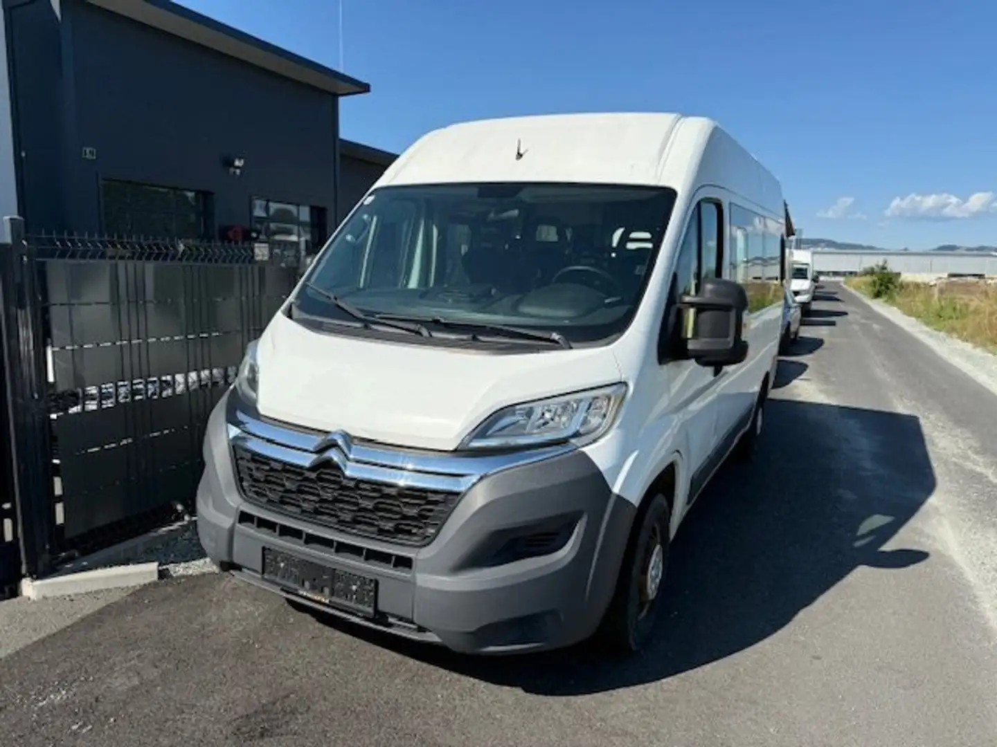 Citroen Jumper 33 L2H2 Live Blue-HDi 130, 9 Sitzer Weiß - 1