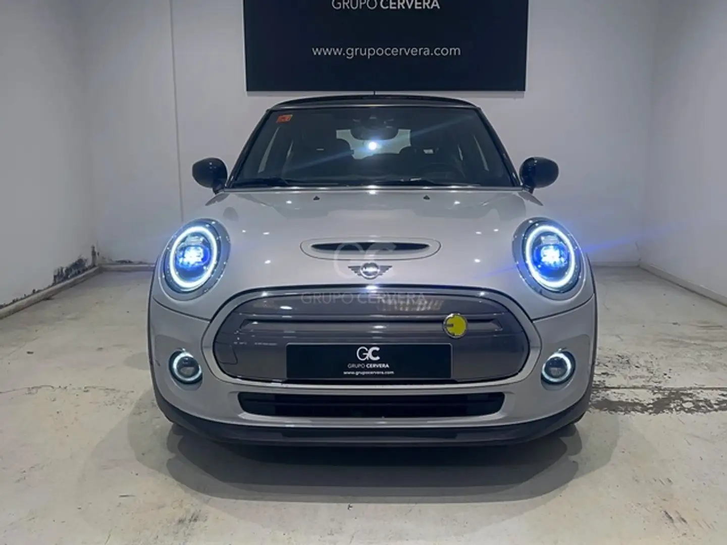 MINI Cooper SE Grijs - 2